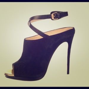 Louboutin suede peep toe Stiletto booties